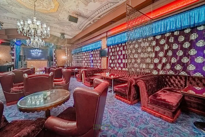 Фото №3 зала Караоке-бар «Кураж» 