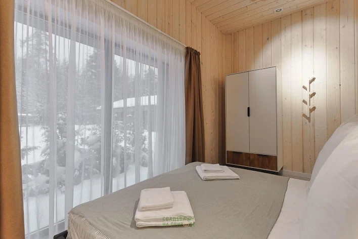 Фото №4 зала Барн хаус с 2 спальнями