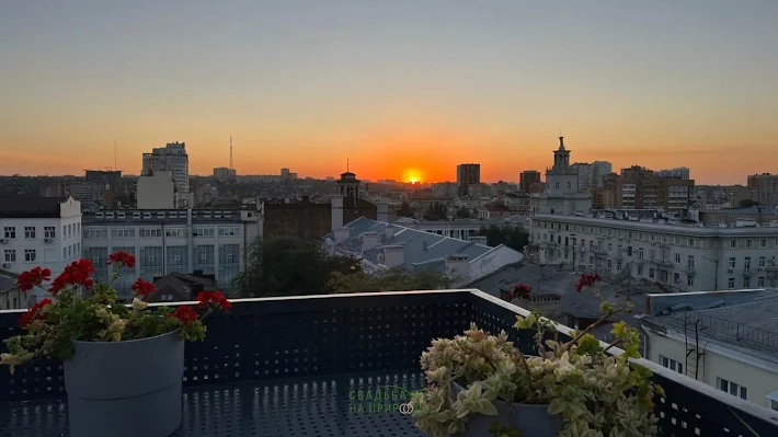 Фото №4 зала Ресторан на крыше «Руфтоп 39» 