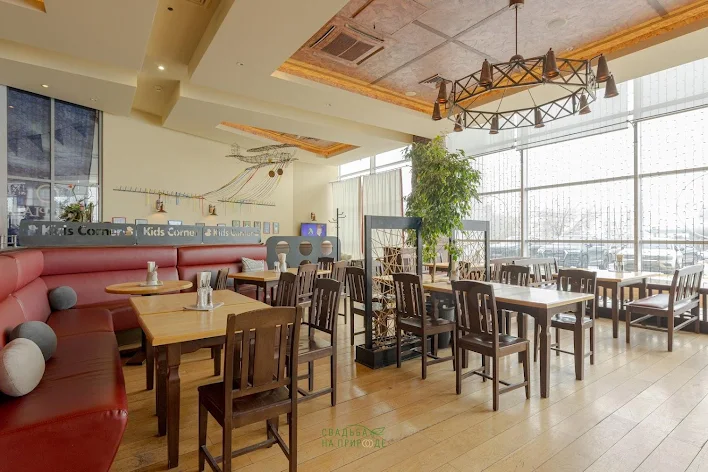 Фото №2 зала Ресторан «Brauplatz» 