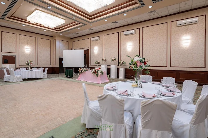 Фото №4 зала Банкетный зал «Петровский» 