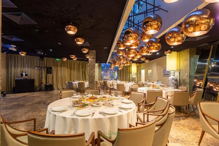 Фото №4 зала Ресторан meat&more