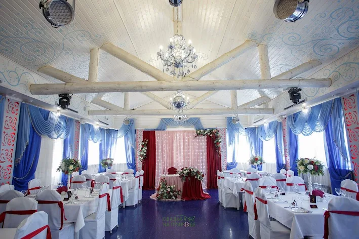 Фото №1 зала Светлая горница