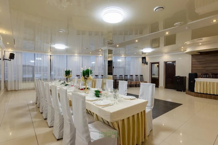 Фото №2 зала Большой банкетный домик