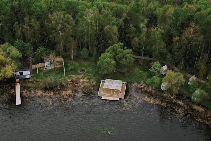 Фото №1 зала Веранда на воде