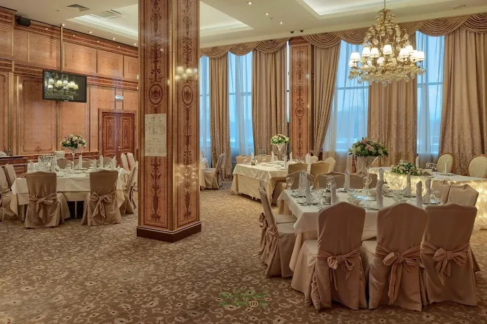 Фото №1 зала Банкетный зал «Азнавур» 