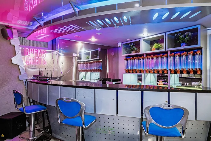 Фото №1 зала Караоке-бар