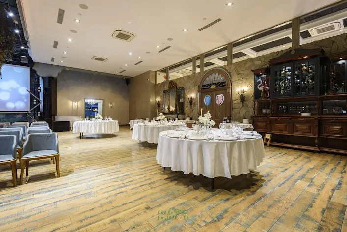 Фото №2 зала Adriana