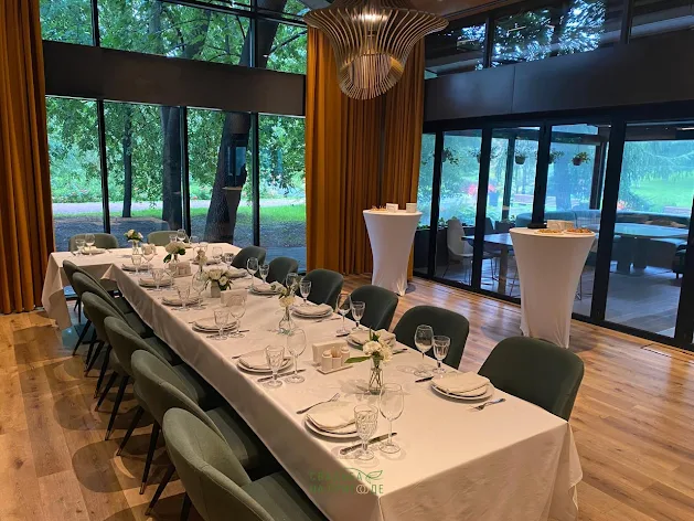 Фото №1 зала Зал «Библиотека» 