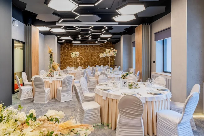 Фото №1 зала Summit