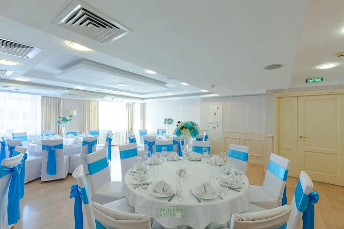 Фото №2 зала Ресторан