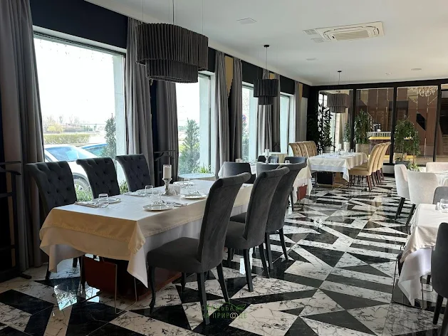 Фото №2 зала Веранда №1