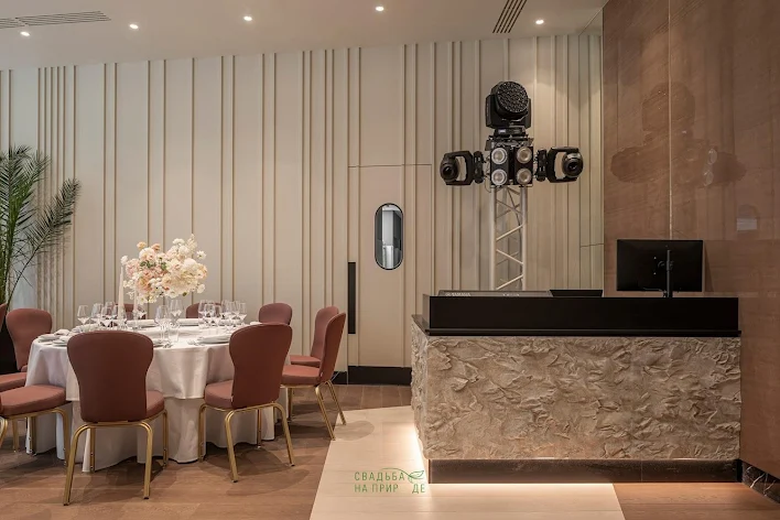 Фото №1 зала Hall of senses