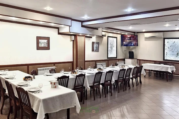 Фото №2 зала Ресторан