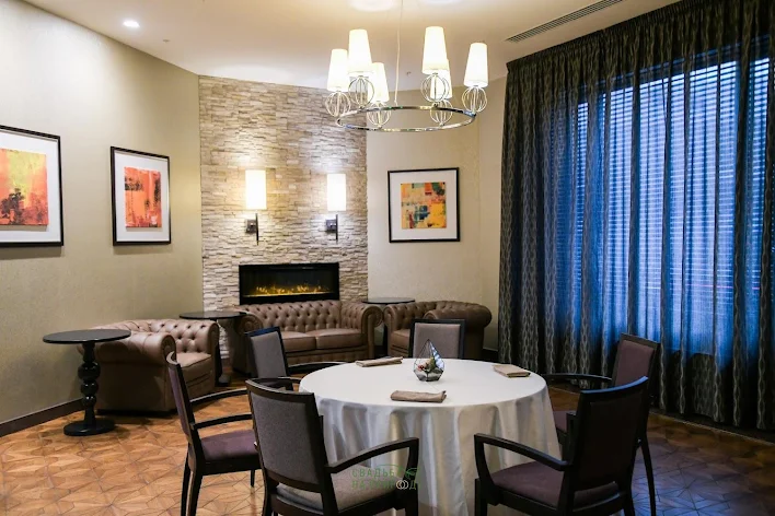 Фото №1 зала Fireplace room