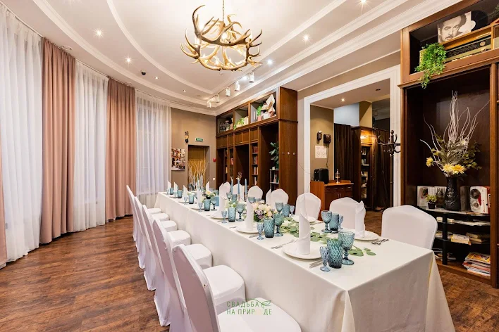 Фото №2 зала Зал «Библиотека» 