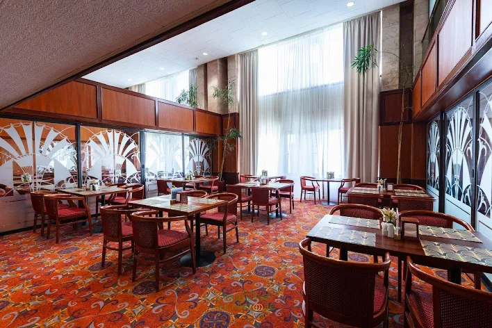 Фото №2 зала Ресторан «Брассери Эрте» 