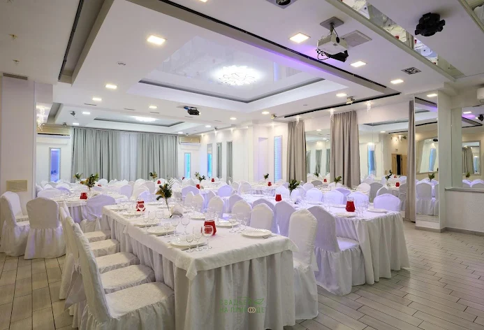 Фото №3 зала Зеркальный зал