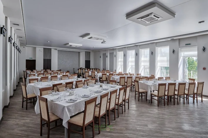 Фото №1 зала Средний зал