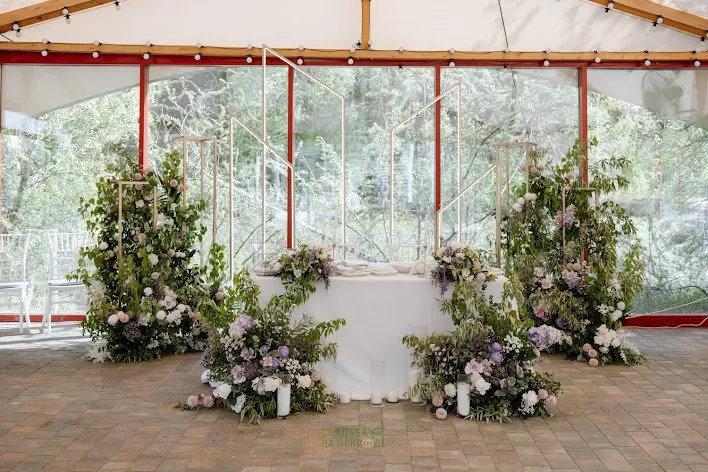 Фото №2 зала Большой шатер