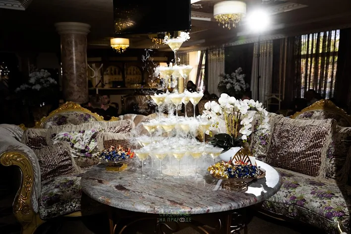 Фото №2 зала Лобби