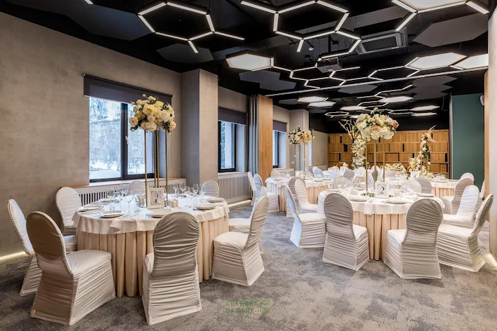 Фото №1 зала Summit