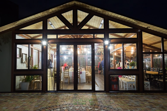 Фото №2 зала Летняя веранда