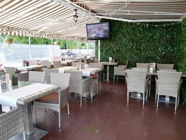 Фото №2 зала Летняя веранда