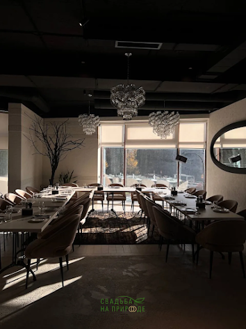 Фото №2 зала Зона у панорамного окна