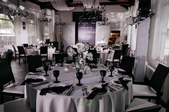 Фото №3 зала Ресторан