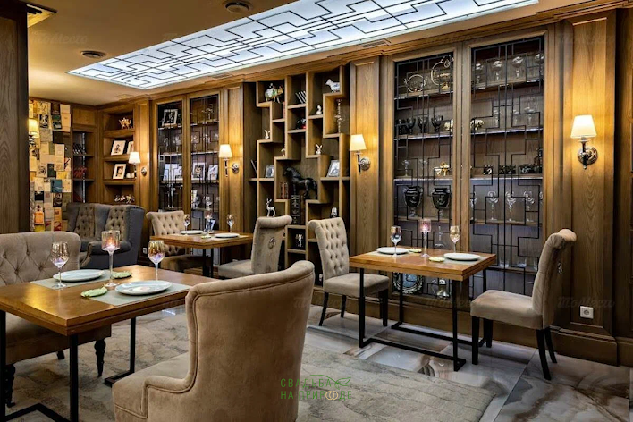 Фото №2 зала Конференц-зал «Библиотека» 