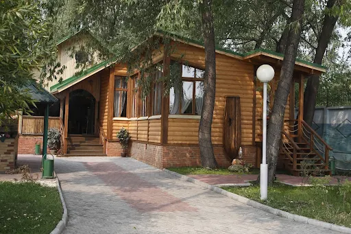 Площадка для свадьбы у воды «Vip-беседка»