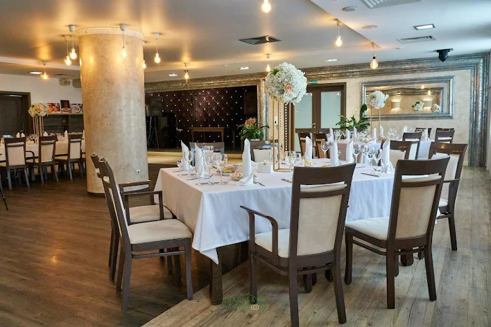 Фото №3 зала Ресторан