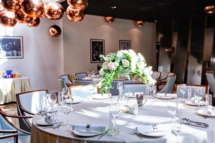 Фото №1 зала Ресторан meat&more