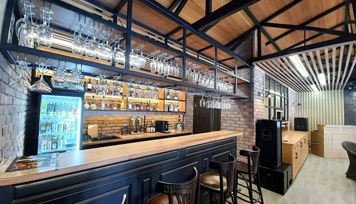 Фото №4 зала Кафе-бар «Империал» 