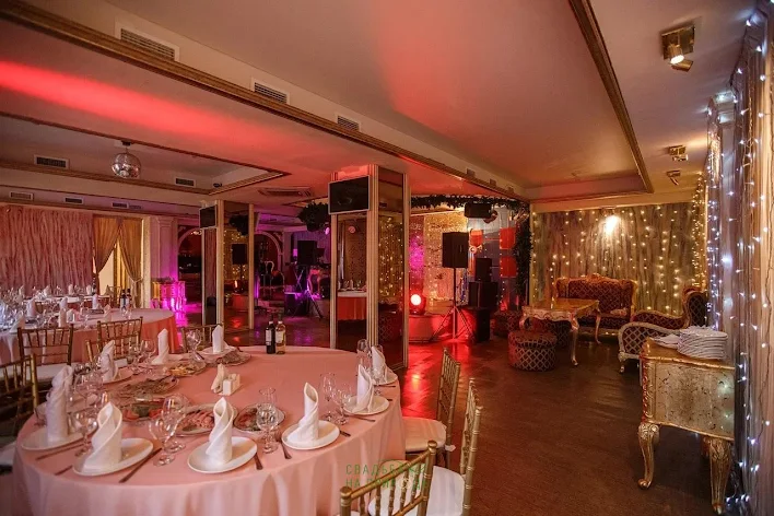 Фото №2 зала Банкетный зал «Трубадур» 