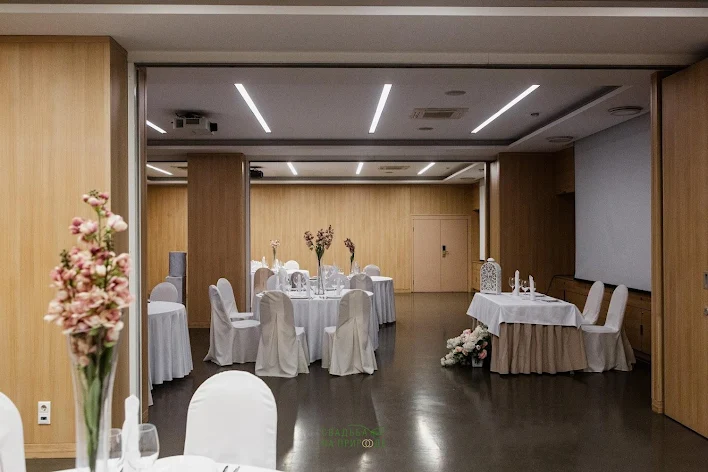 Фото №2 зала Зал «Саммит» 