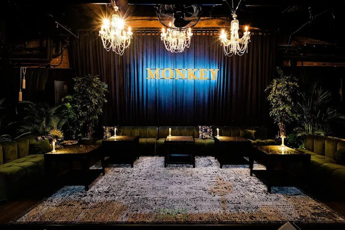 Фото №2 зала Monkey lounge & bar