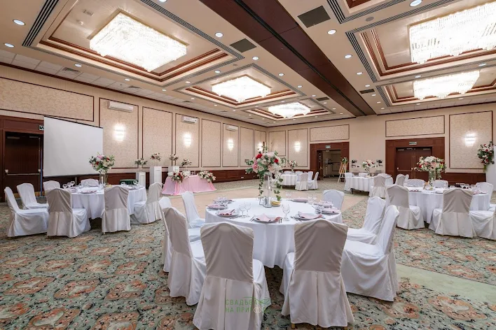 Фото №3 зала Банкетный зал «Петровский» 