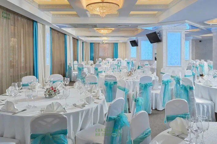 Фото №1 зала Ресторан «Бурлак» 