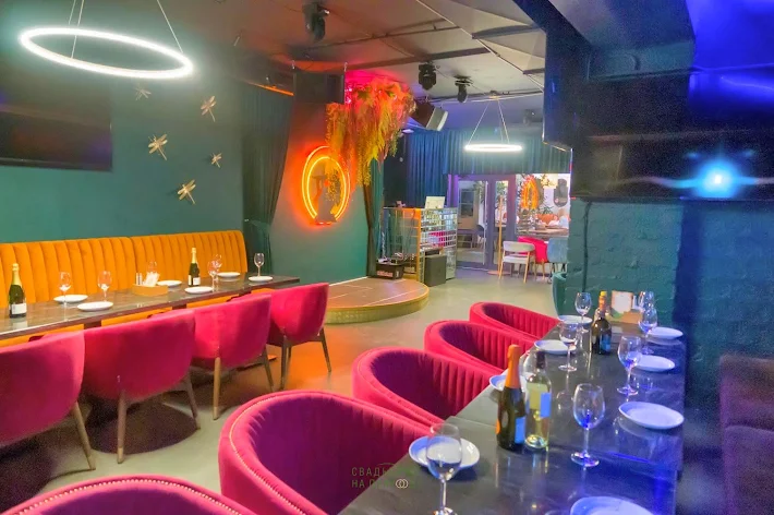 Фото №1 зала Зал караоке