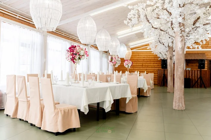 Фото №1 зала Зал «Яблоневый сад» 