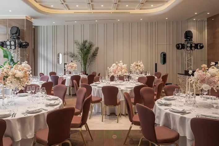 Фото №1 зала Hall of senses