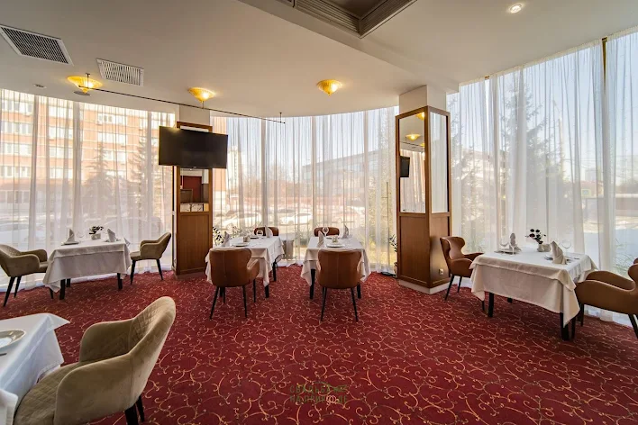 Фото №3 зала Ресторация