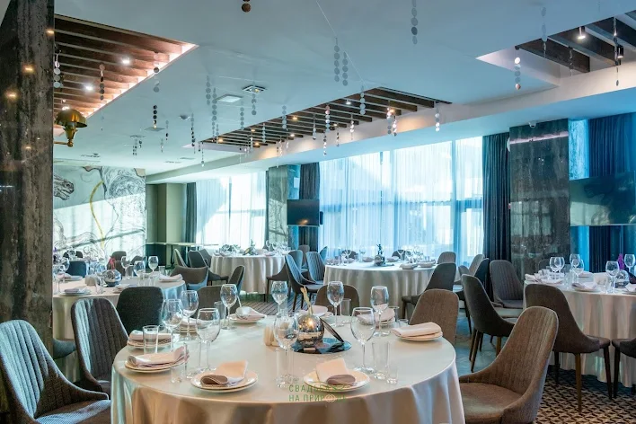 Фото №2 зала Ресторан avantage