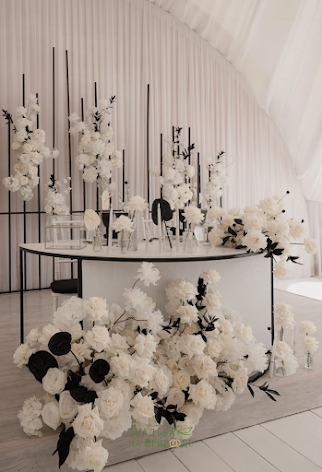 Фото №1 зала Шатёр white podium