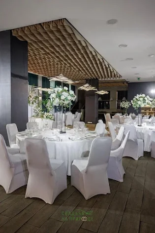 Фото №2 зала Ресторан