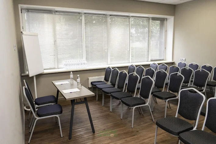 Фото №1 зала Переговорная комната «Серпухов» 