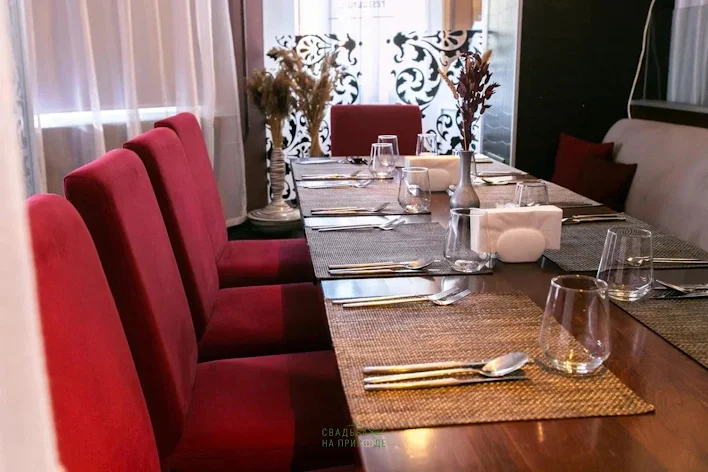 Фото №1 зала Ресторан four