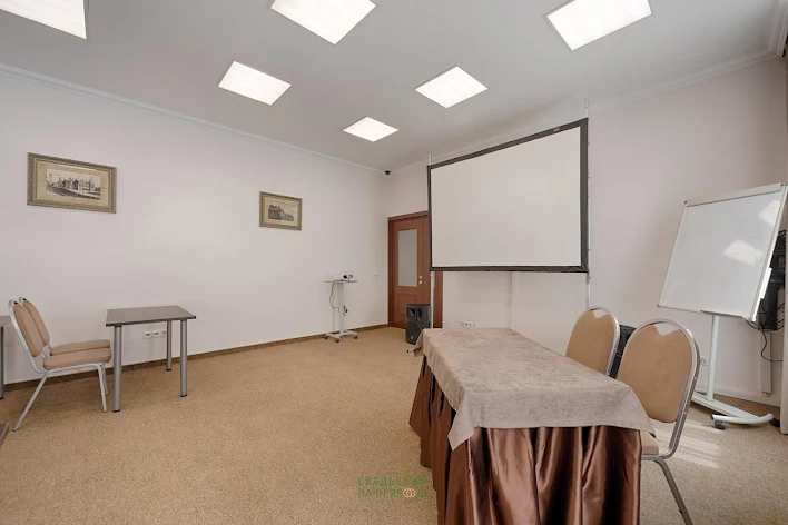 Фото №1 зала Зал «Купеческий» 